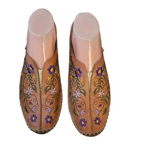 Super Rare Brandy Brown PIKOLINOS Jerez Tan Floral Embroidered Leather Moccasins